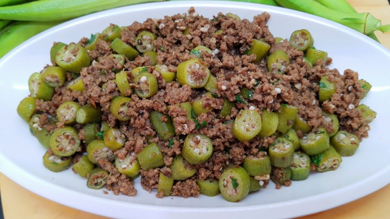 Quiabo com Carne Moída